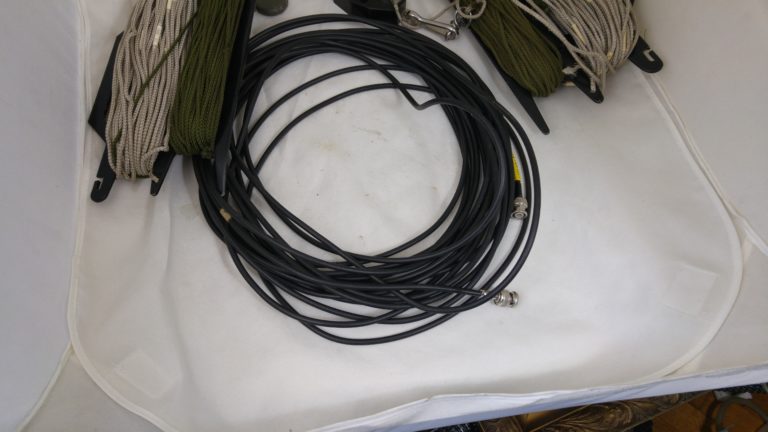 Harris LMT HF dipole army antenna | ElectronicNoobBlog